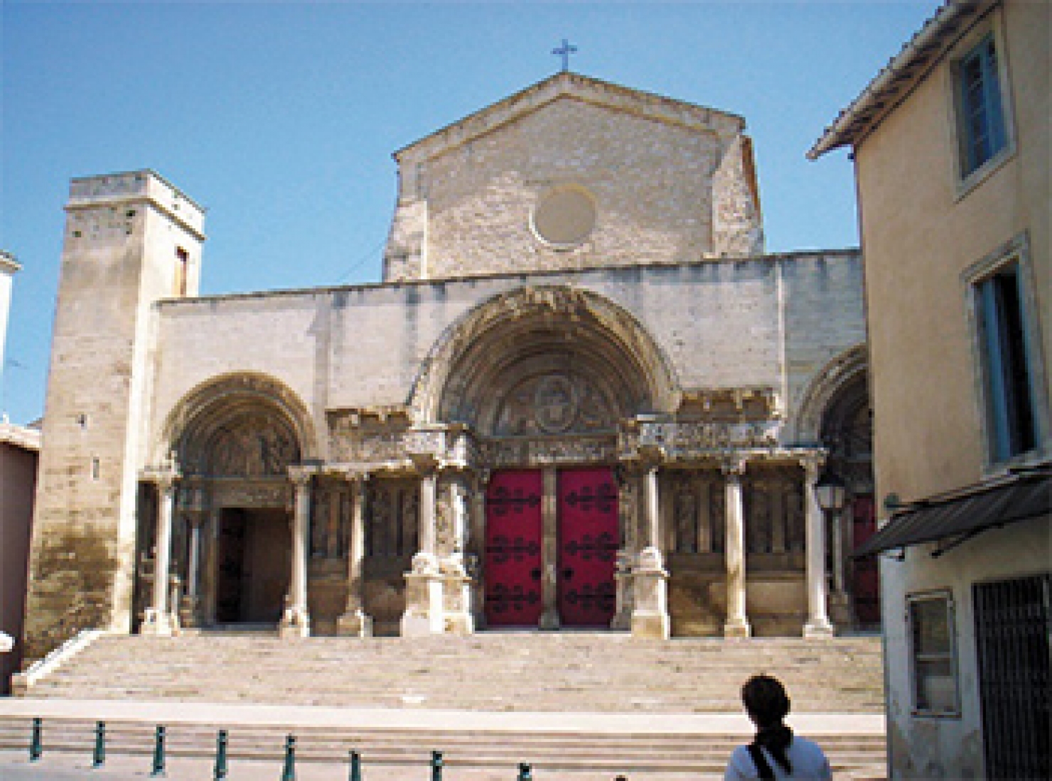 Fassade der Abteikirche Saint-Gilles, als UNESCO-Weltkultuerbe klassifiziert