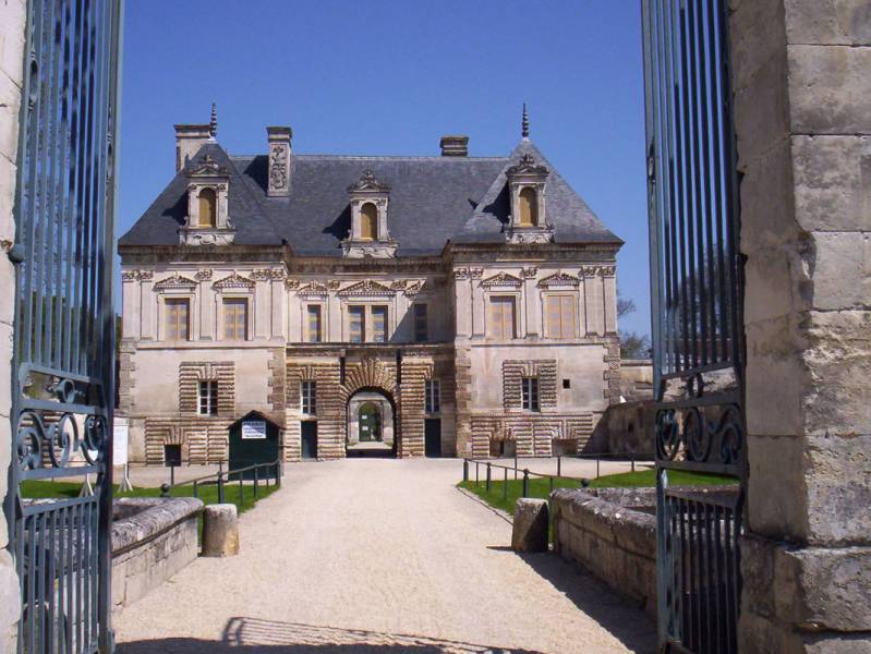 Eine Woche : Der Canal de Bourgogne und die Renaissance - ab 979 euros