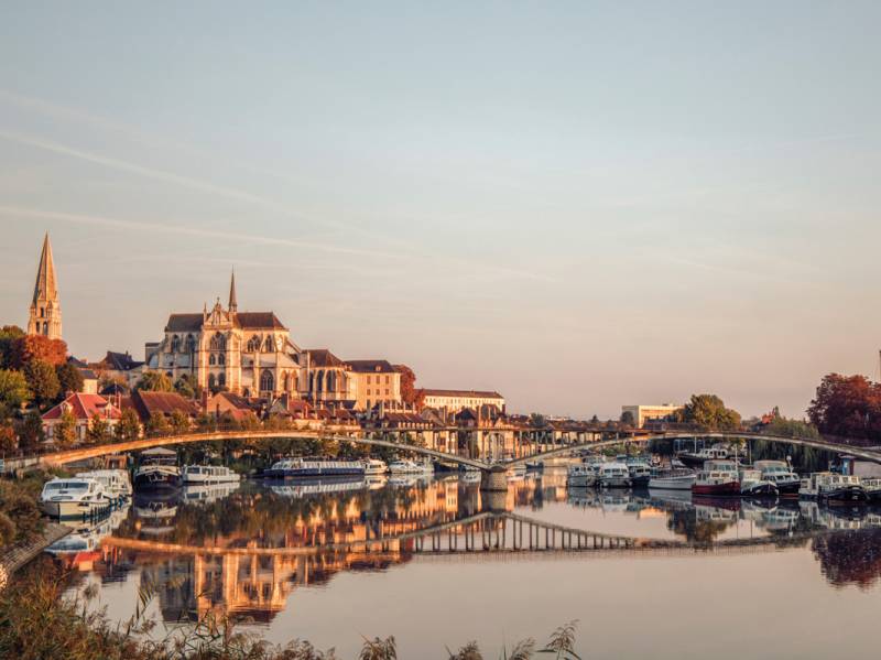 Mini-Woche : Hausboottour nach Auxerre - ab 636 euros